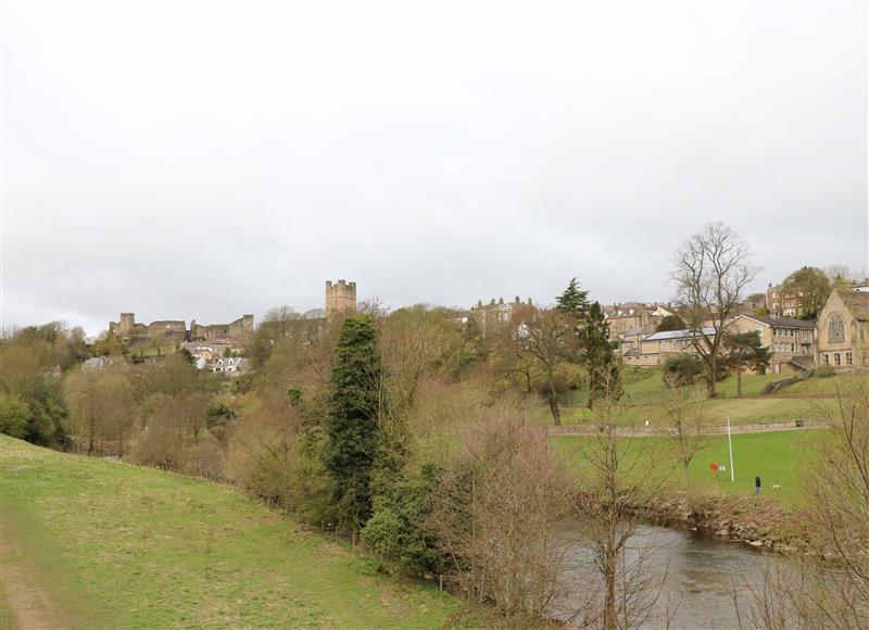 The setting around The Arches at The Arches, Caldwell near Eppleby