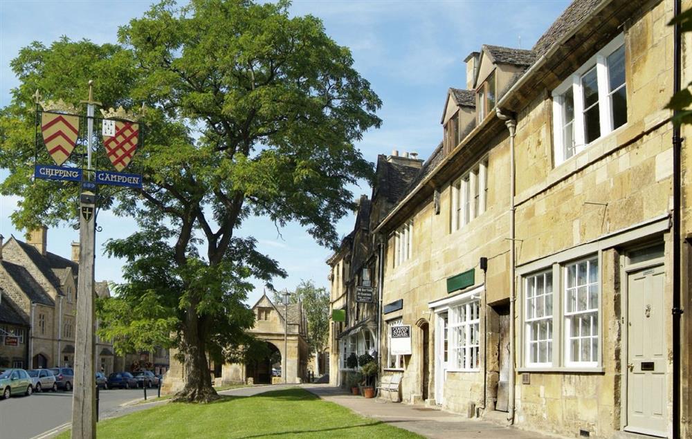Nearby Chipping Campden with its shops and restaurants is a popular destination and just 5 miles away from The Bakery