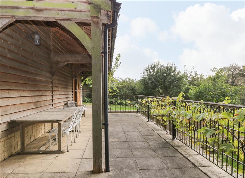 Enjoy the garden at The Barn at Westhall Cottage, Fulbrook near Burford