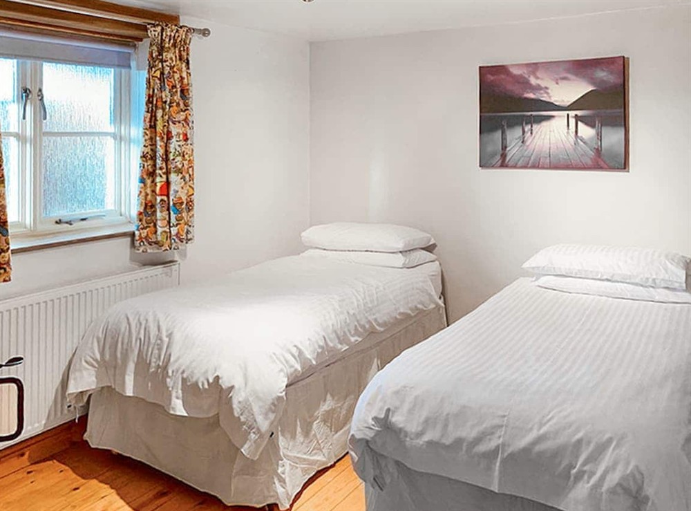 Twin bedroom
