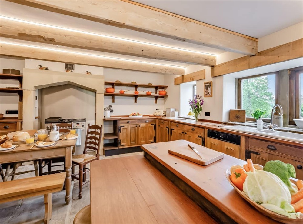 Kitchen/diner (photo 3) at The Barn in Keighley, West Yorkshire