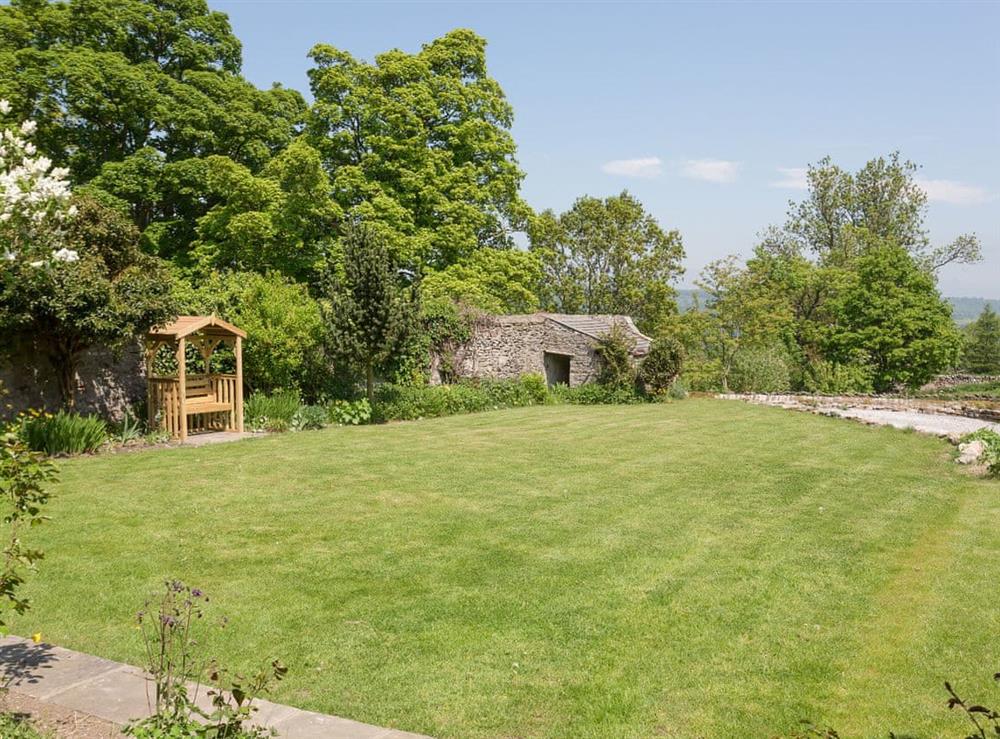 Large lawned garden at The Barn, Oak Tree Farm in West Witton, near Leyburn, Yorkshire, North Yorkshire
