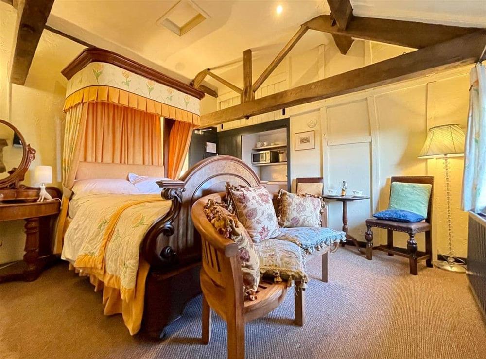 Double bedroom (photo 10) at The Barn in Riber, Matlock, Derbys., Derbyshire