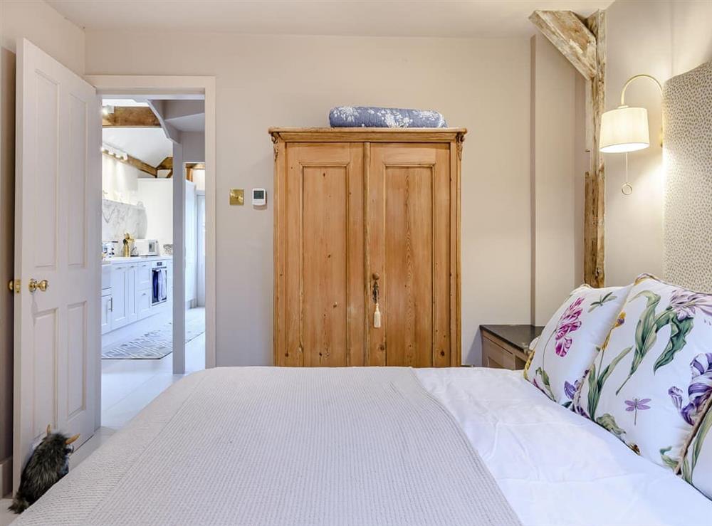 Double bedroom (photo 2) at The Barn in Uckfield, East Sussex