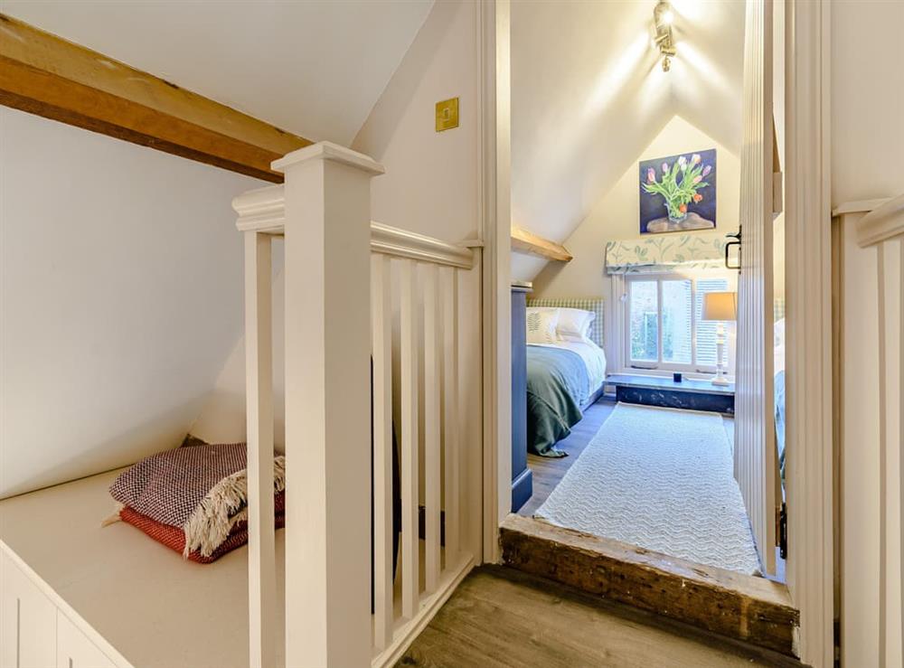 Twin bedroom at The Barn in Uckfield, East Sussex