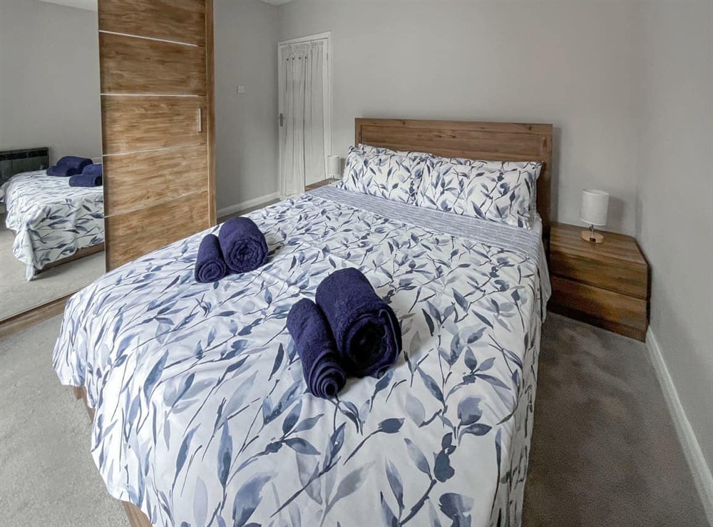 Double bedroom (photo 2) at The Beach Retreat in Skegness, Lincolnshire