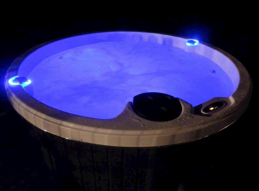 Relaxing hot tub (photo 3) at The Beech House in Corton, near Lowestoft, Suffolk