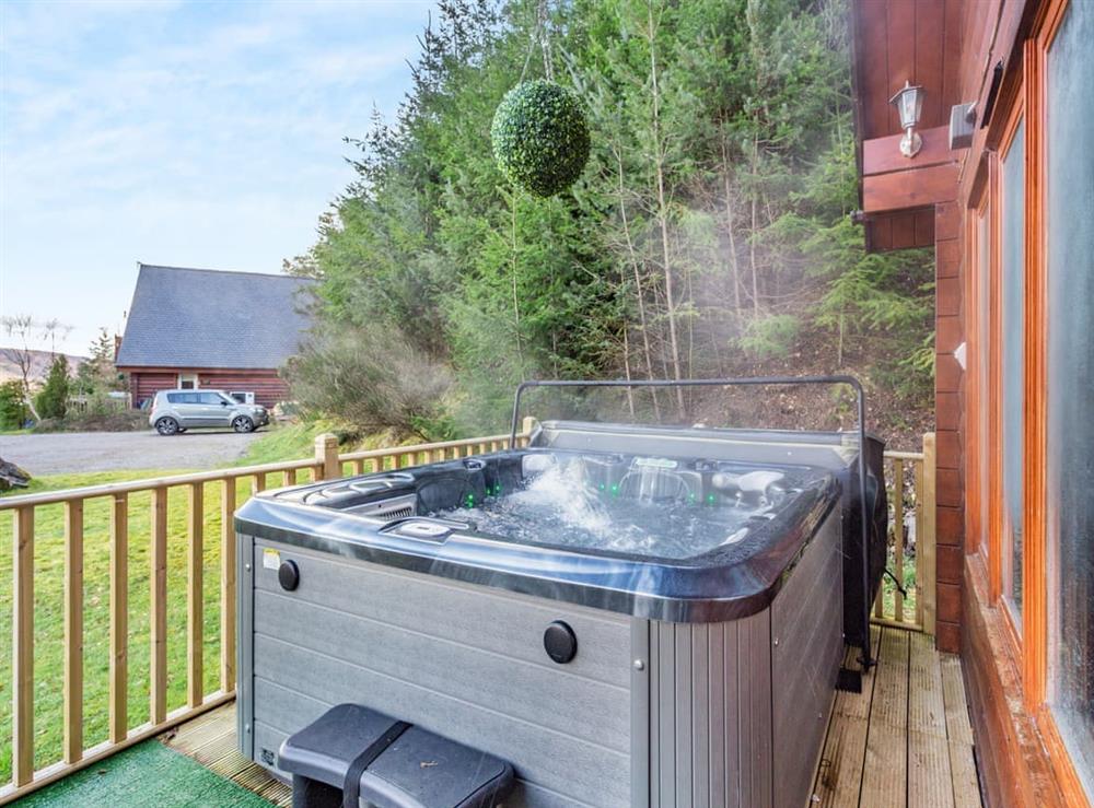 Hot tub at The Ben on Loch Ness in Foyers, near Inverness, Inverness-Shire