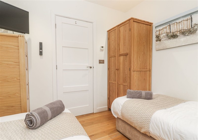 One of the 3 bedrooms (photo 3) at The Black Barnacle, Portreath