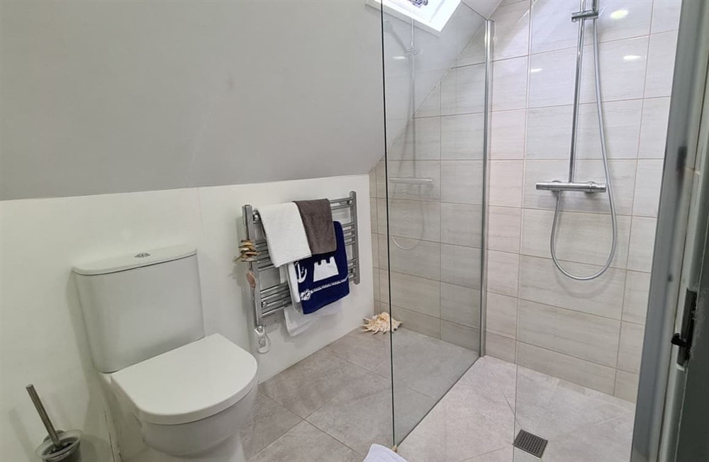 Shower room at The Boathouse in St Mawes, Cornwall