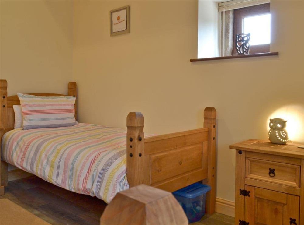 Twin bedroom at The Bobbin in Kelstedge, near Matlock, Derbyshire