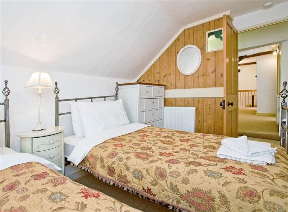 Twin bedroom at The Boot in Dulverton, Somerset