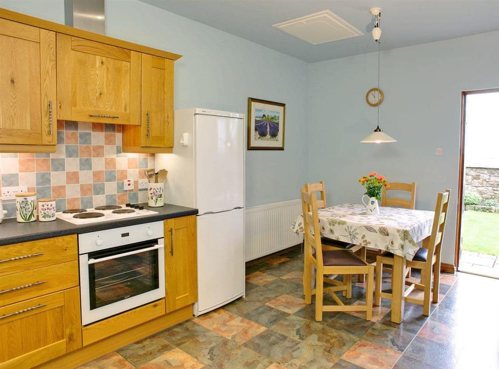 Spacious kitchen/dining room at The Bothy in Forth, Glasgow and Clyde, Lanarkshire