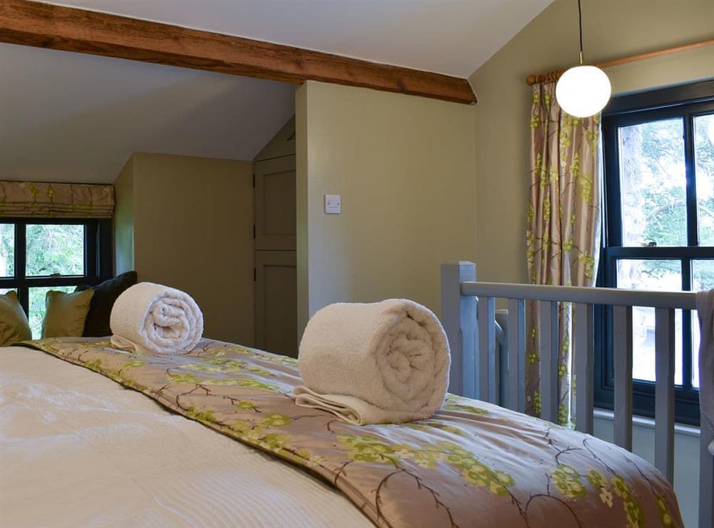 Double bedroom (photo 4) at The Bothy in Silverdale, Lancashire