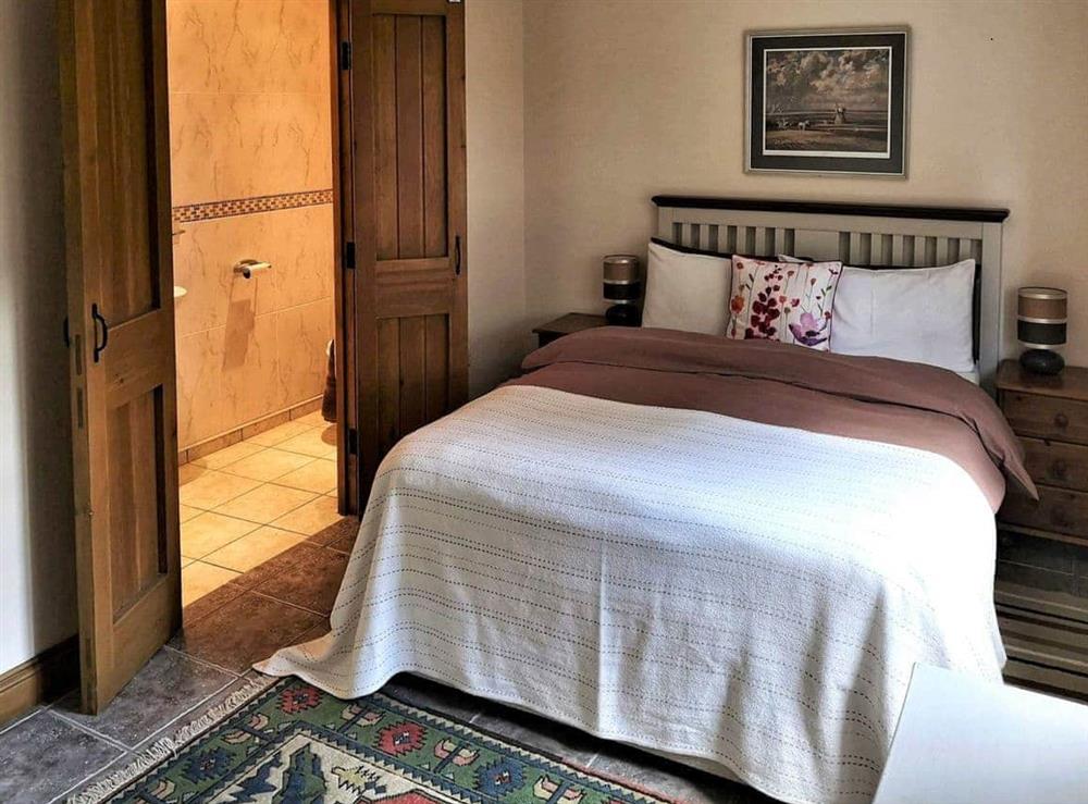 Comfortable en-suite double bedroom at The Bran House in , Lincolnshire