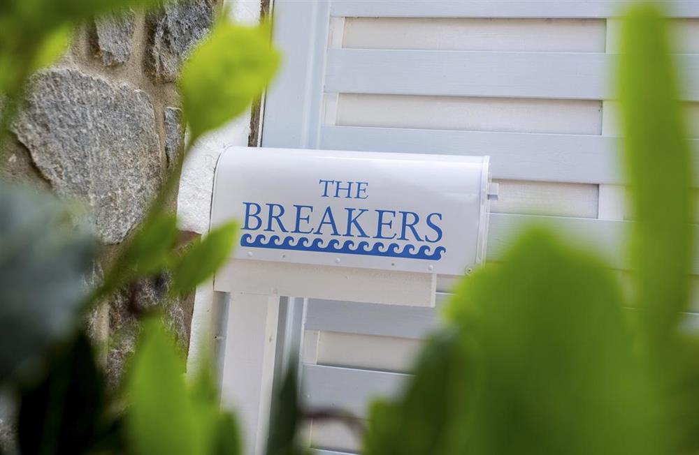 The Breakers - Riviera Apartment
