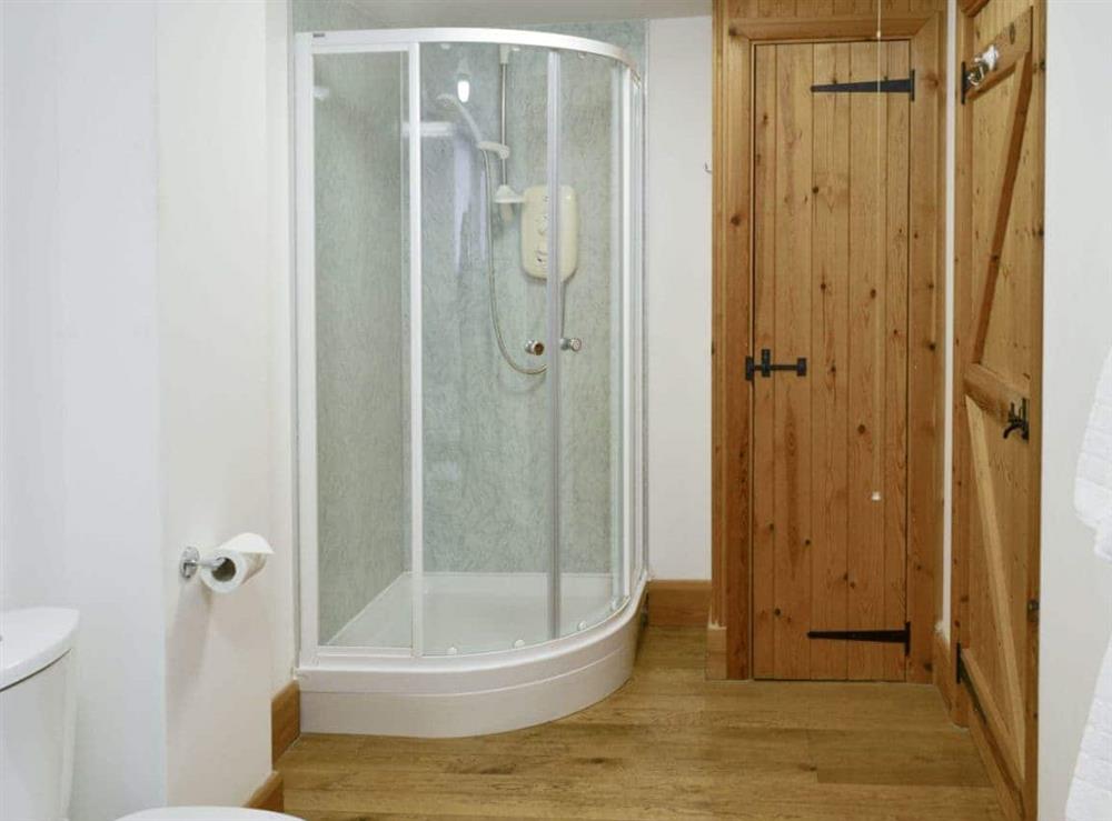 Bathroom with bath and separate shower cubicle (photo 2) at The Bridles  in Lincolnshire Wolds, near Market Rasen, Great Britain