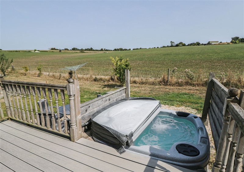 Relax in the hot tub at The Buckland, Pentridge near Sixpenny Handley