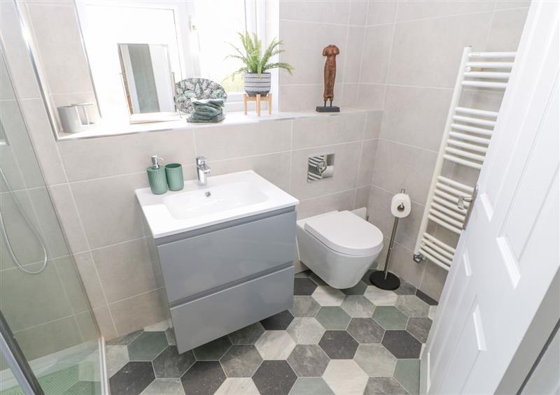 The bathroom (photo 2) at The Bungalow, Milbourne near Ponteland