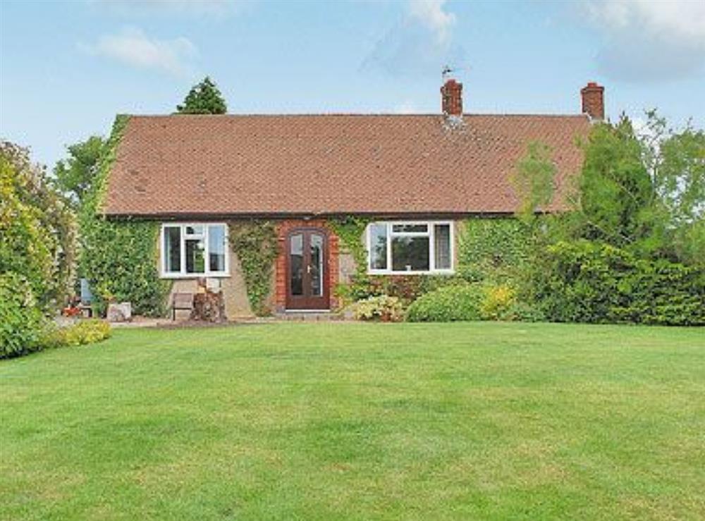 The Bungalow in Pentrich, near Ripley, Derbyshire sleeps 4