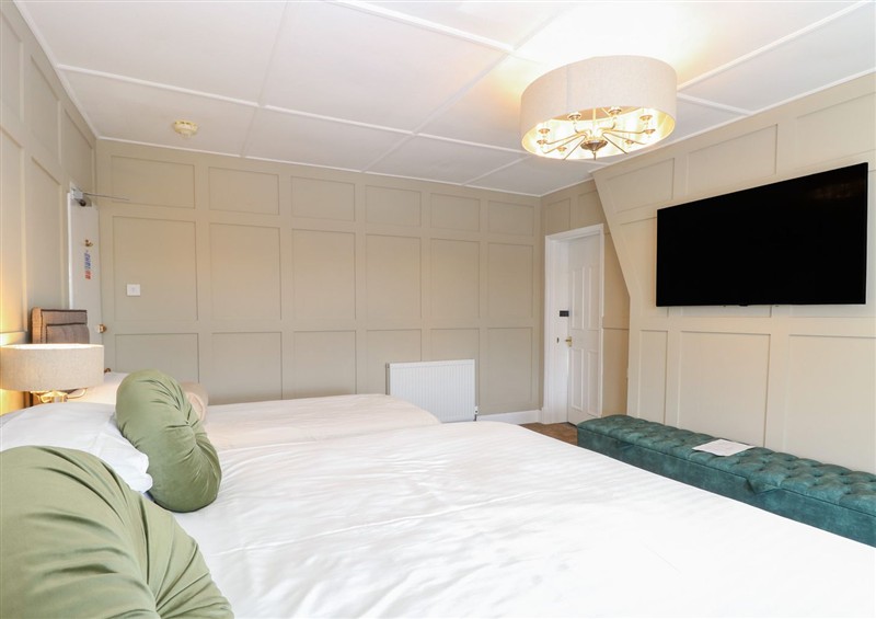 One of the 9 bedrooms (photo 4) at The Burleigh, Hunstanton