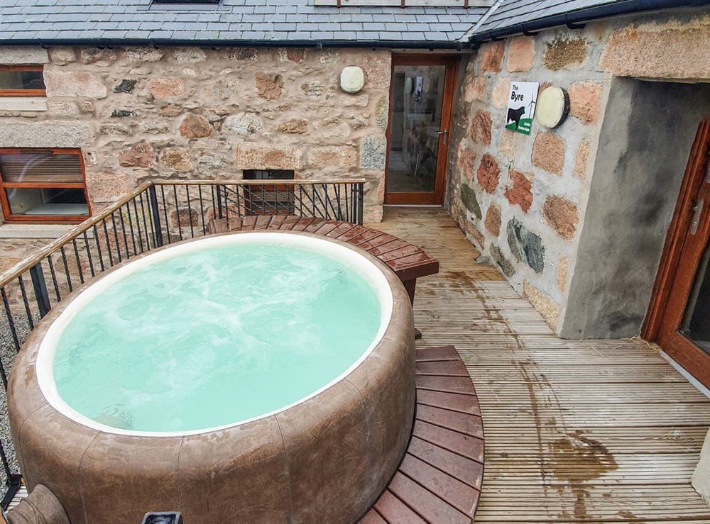 Hot tub at The Byre in Lumphanan, near Banchory, Aberdeenshire