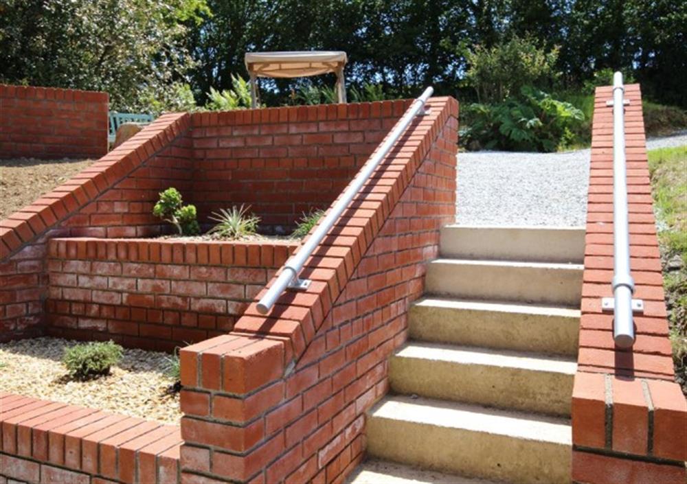 Attractive steps and planted area