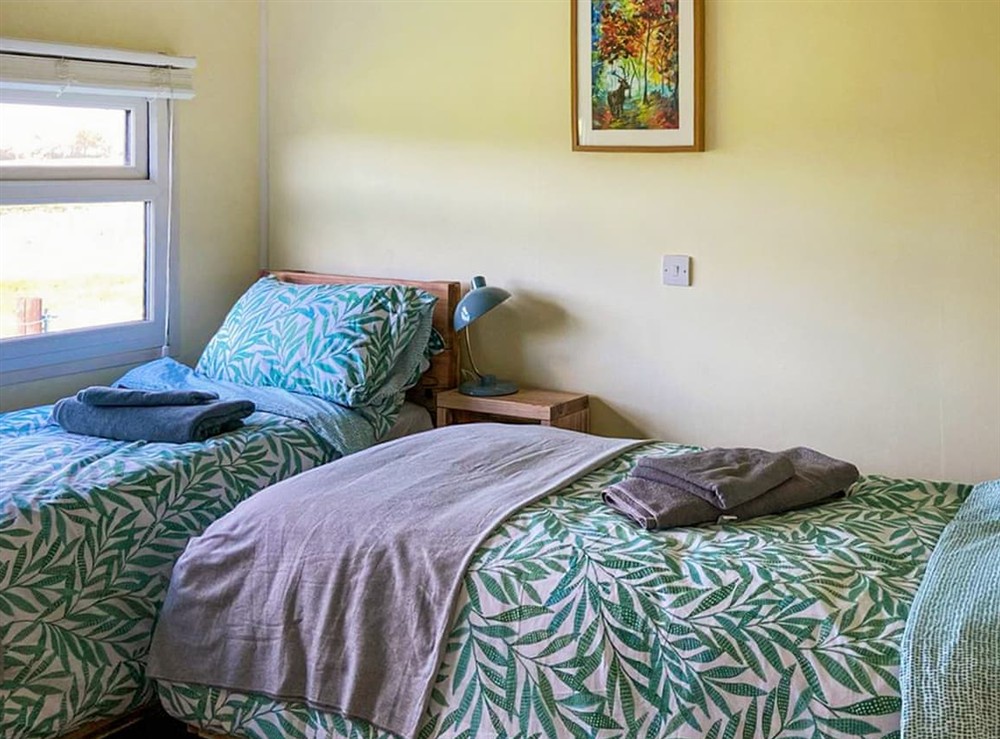 Twin bedroom at The Cabin in Northampton, Northamptonshire
