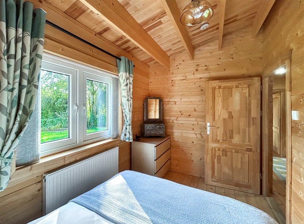 Double bedroom (photo 4) at The Cabin in Sevenoaks, Kent