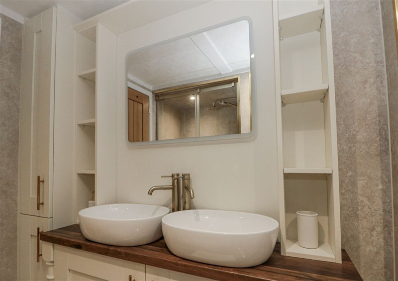 Bathroom (photo 4) at The Cabin, Thornton Dale