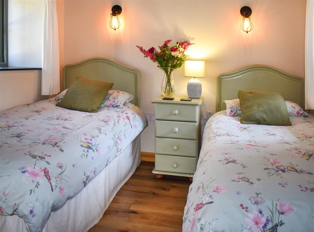 Twin bedroom