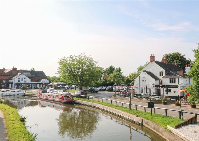 Outside (photo 4) at The Canalside Cottage, Shardlow near Castle Donington
