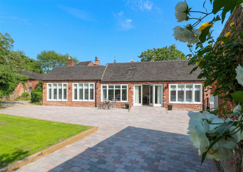 The setting of The Canalside Cottage at The Canalside Cottage, Shardlow near Castle Donington