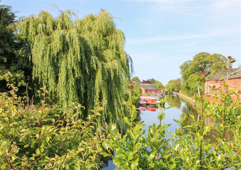 This is the garden at The Canalside Cottage, Shardlow near Castle Donington