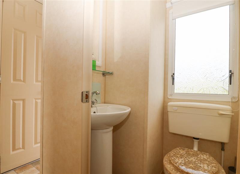 Bathroom at The Caravan @ Llettyr Wennol, Cemaes Bay