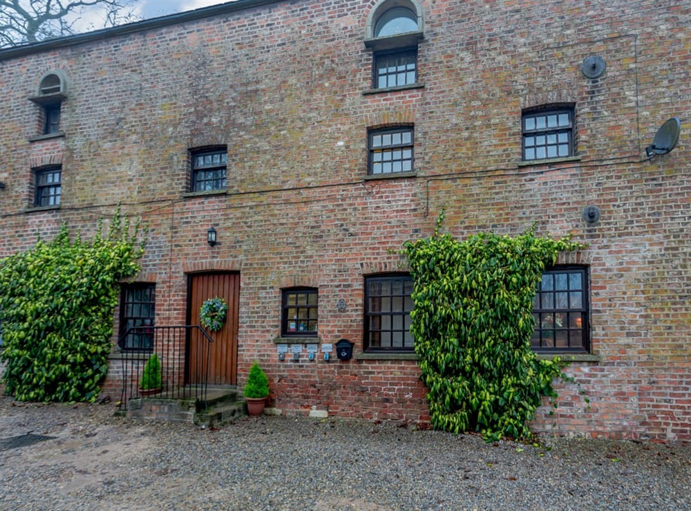 Exterior at Studio 3A, 