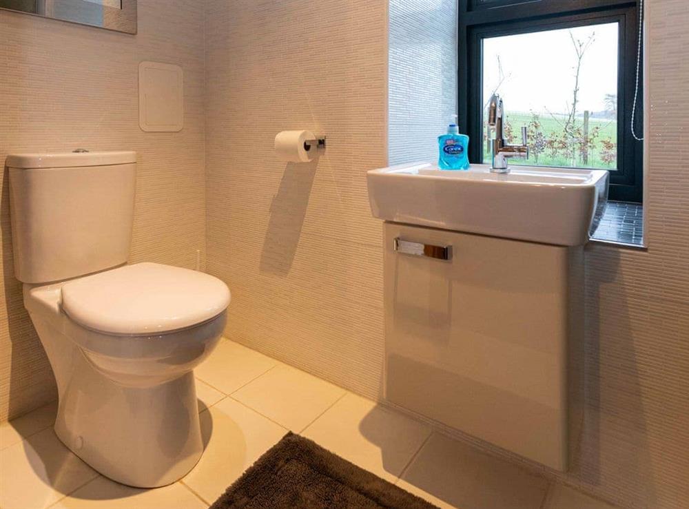 Fully tiled en-suite shower room with wc at The Cart House in Mauchline, near Ayr, Ayrshire