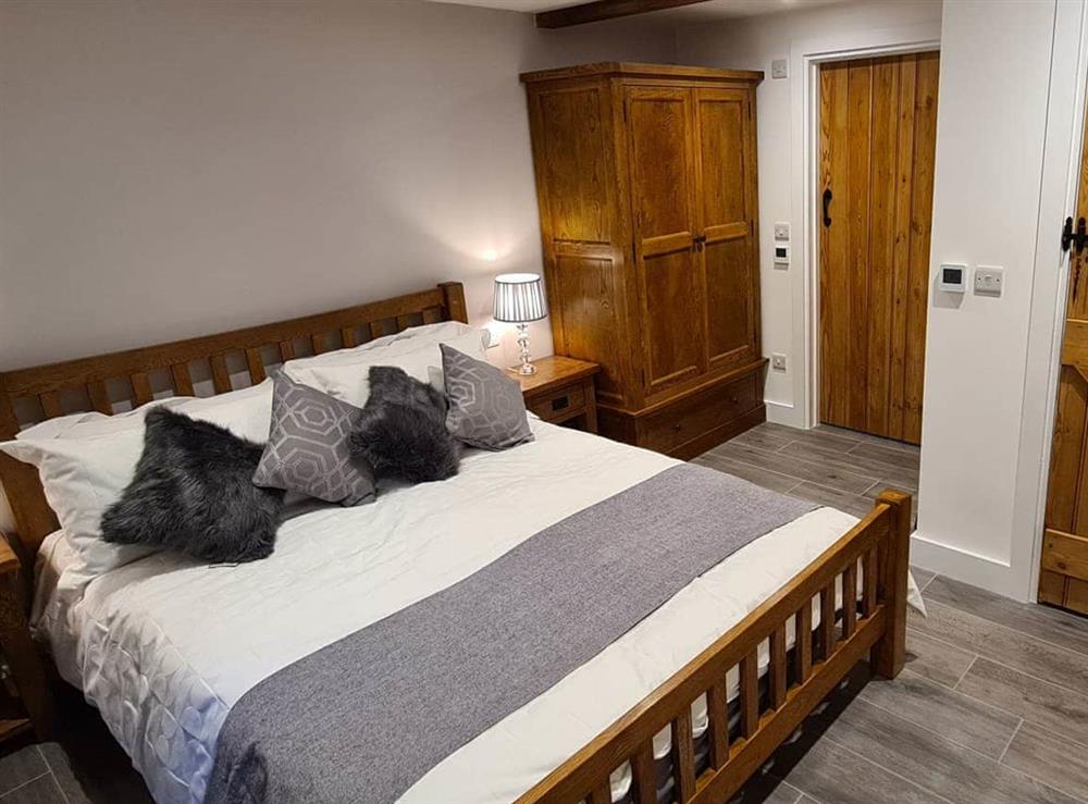 Double bedroom at The Cart House in Southampton, Hampshire