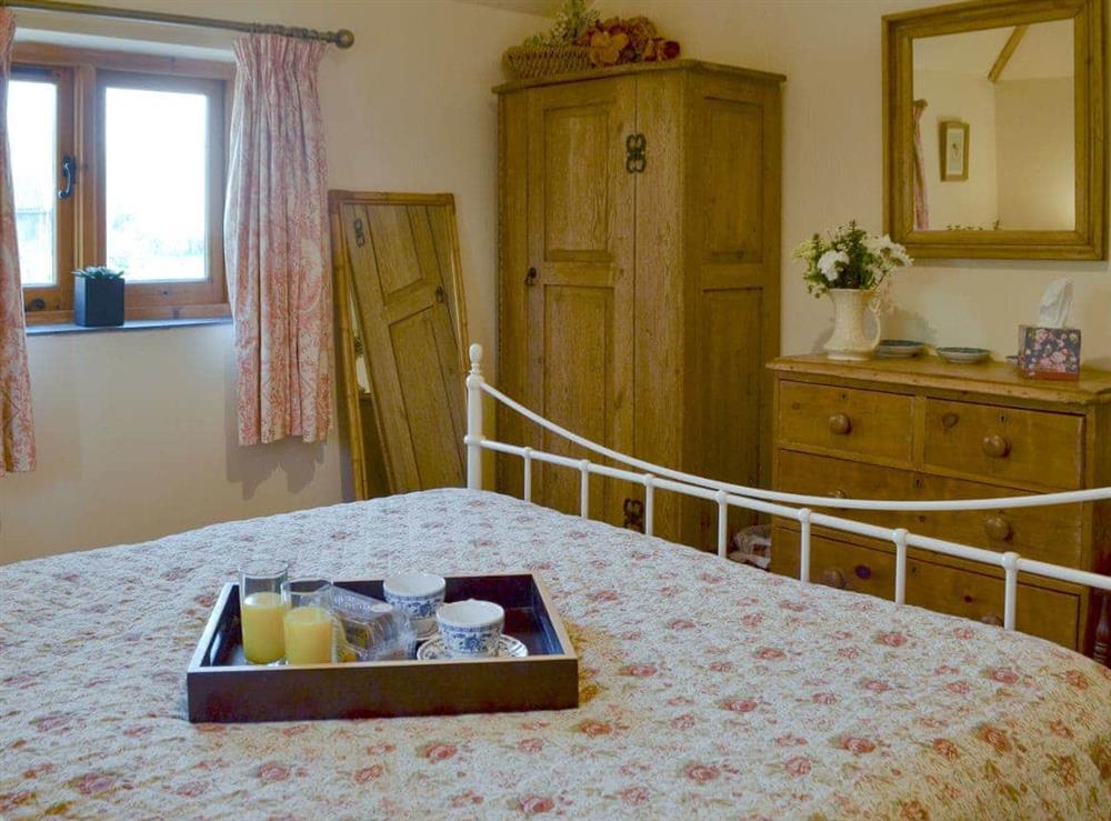 Attractive double bedroom (photo 2) at The Cart Lodge in Hooe, Battle, East Sussex., Great Britain