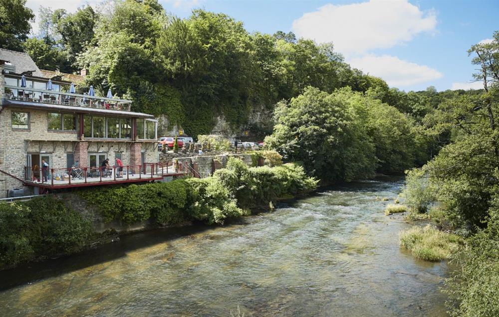 Take a riverside walk along the historic Bread Walk at The Cart Shed, Downton-on-the-Rock