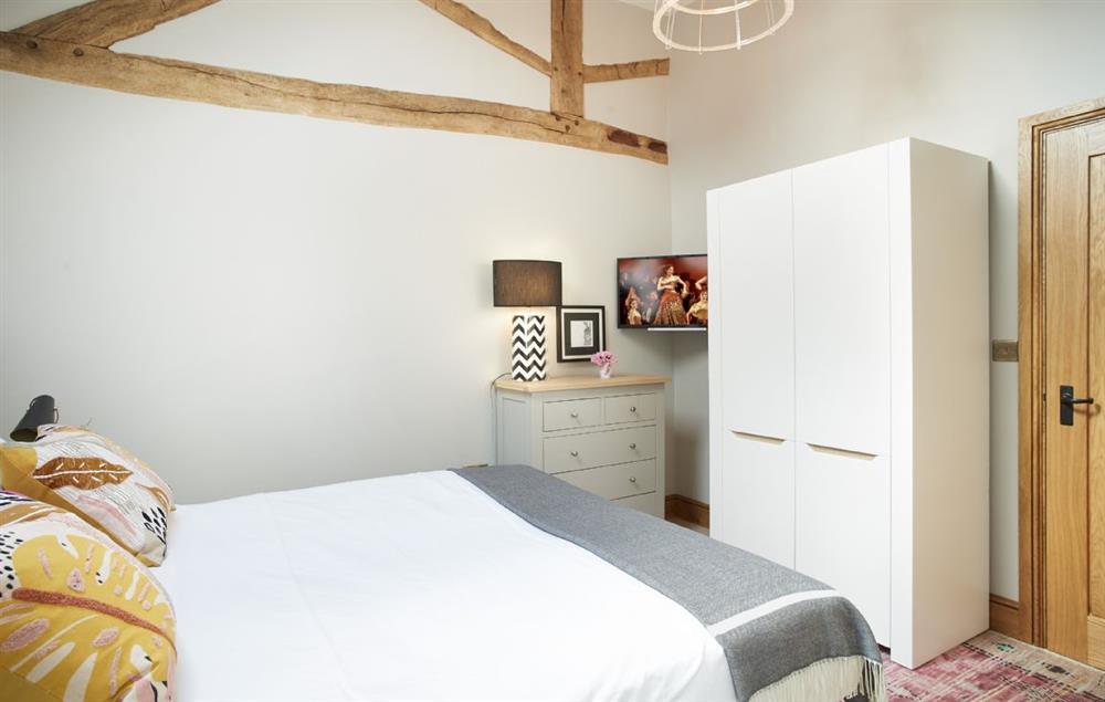 The zip and link bed can be configured as a king-size bed or 2’6 twin beds at The Cart Shed, Downton-on-the-Rock