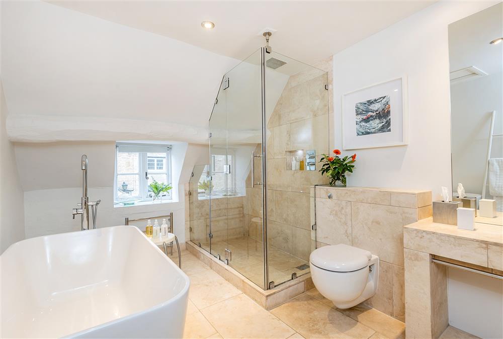 Spacious family bathroom with spa like features at The Chestnuts, Shilton