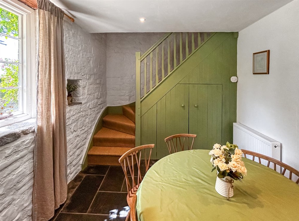 Kitchen/diner (photo 3) at The Cider Barn in West Pennard, near Glastonbury, Somerset