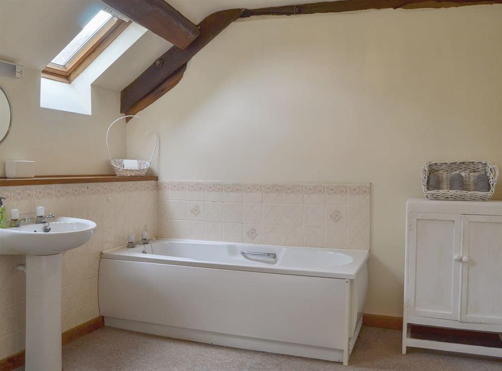 En-suite bathroom at The Cider House in Bredenbury, near Leominster, Herefordshire