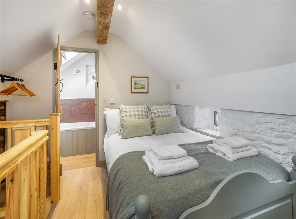 Double bedroom at The Cider House in Mitcheldean , Forest of dean, Gloucestershire