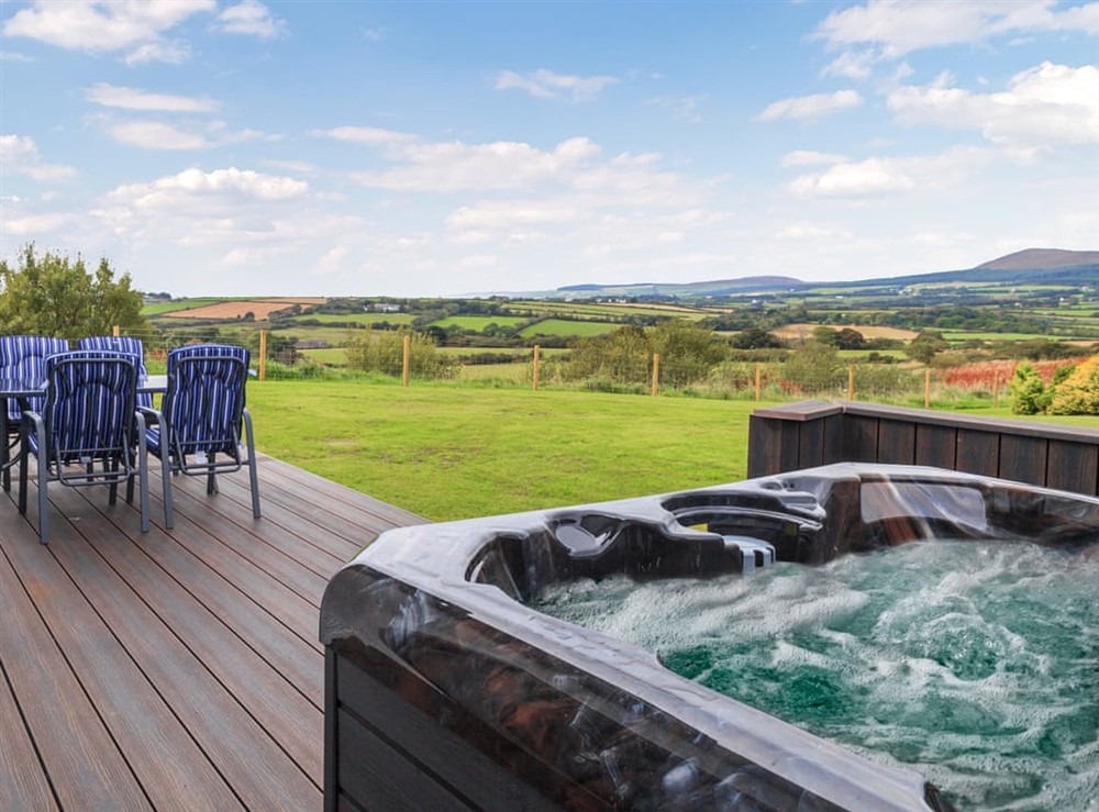 Hot tub at The Clays in Broogh Fort Cottages, Isle Of Man