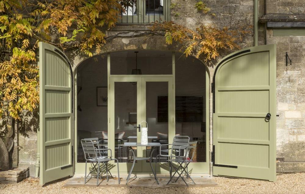 There is a small courtyard area to the front of The Stables at The Coach House and Stables at The Lammas, Minchinhampton