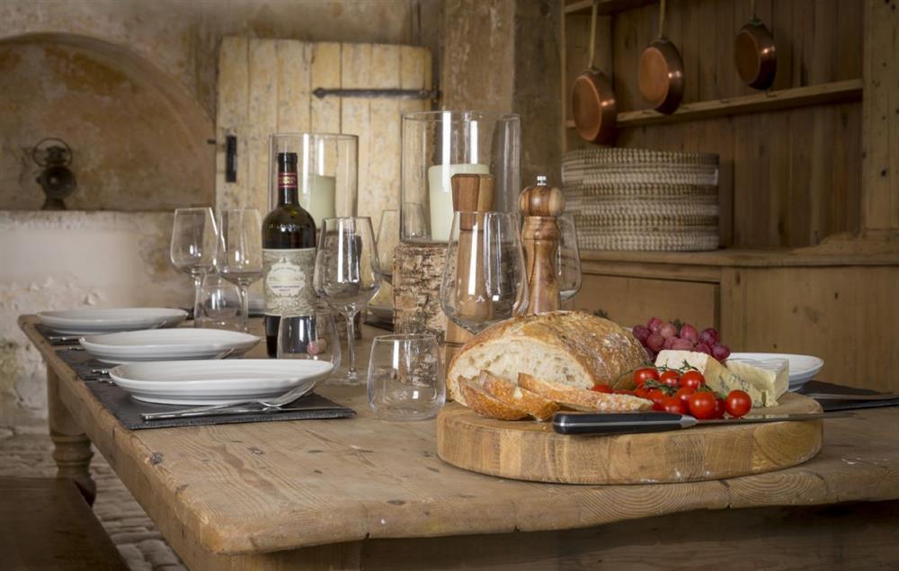 The perfect spot for a summer’s day lunch at The Coach House at The Lammas, Minchinhampton