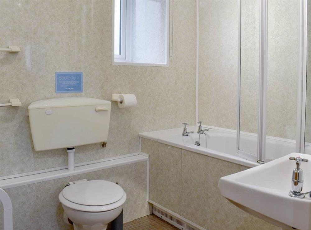 Bathroom at The Coach House in Bethel, near Snowdon, Gwynedd