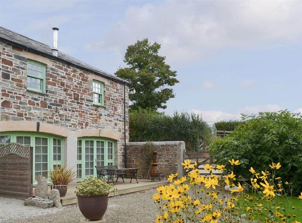 Charming stomebuilt holiday cottage at The Coach House in Bodmin, Cornwall